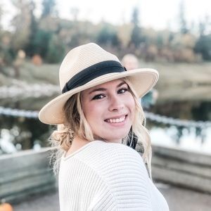 Meet your Posher, Paige